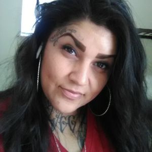 Meet your Posher, Monique